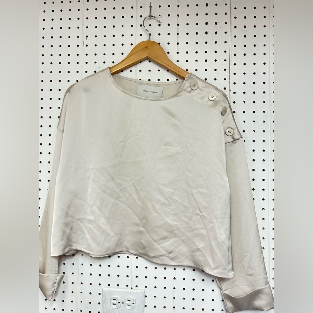Brochu Walker Ivory Top with Button Detail